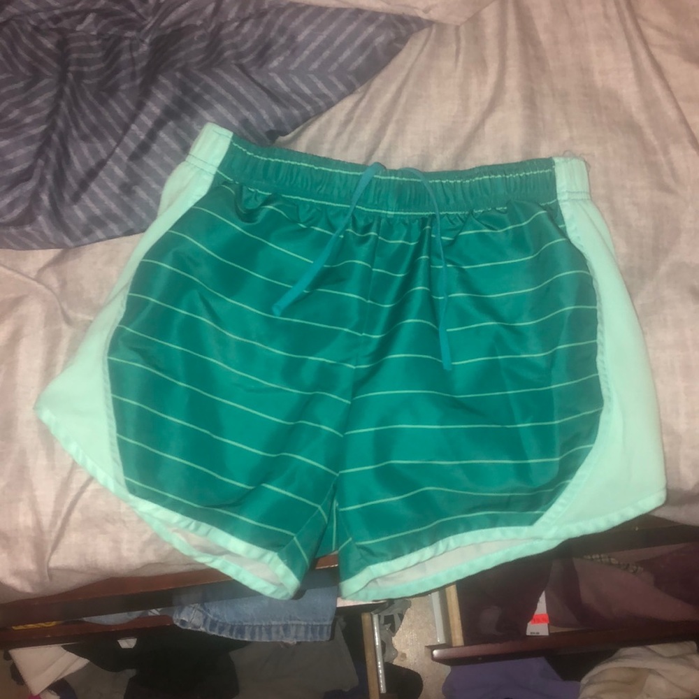 Athletic works women’s XS running shorts